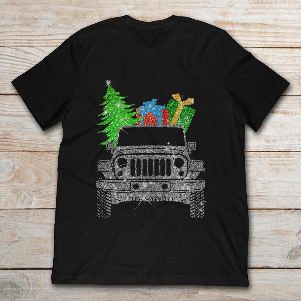 Jeep Carring Christmas Tree And Gifts