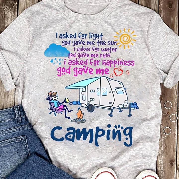 This Grandma Loves Camping And Her Grandchildren