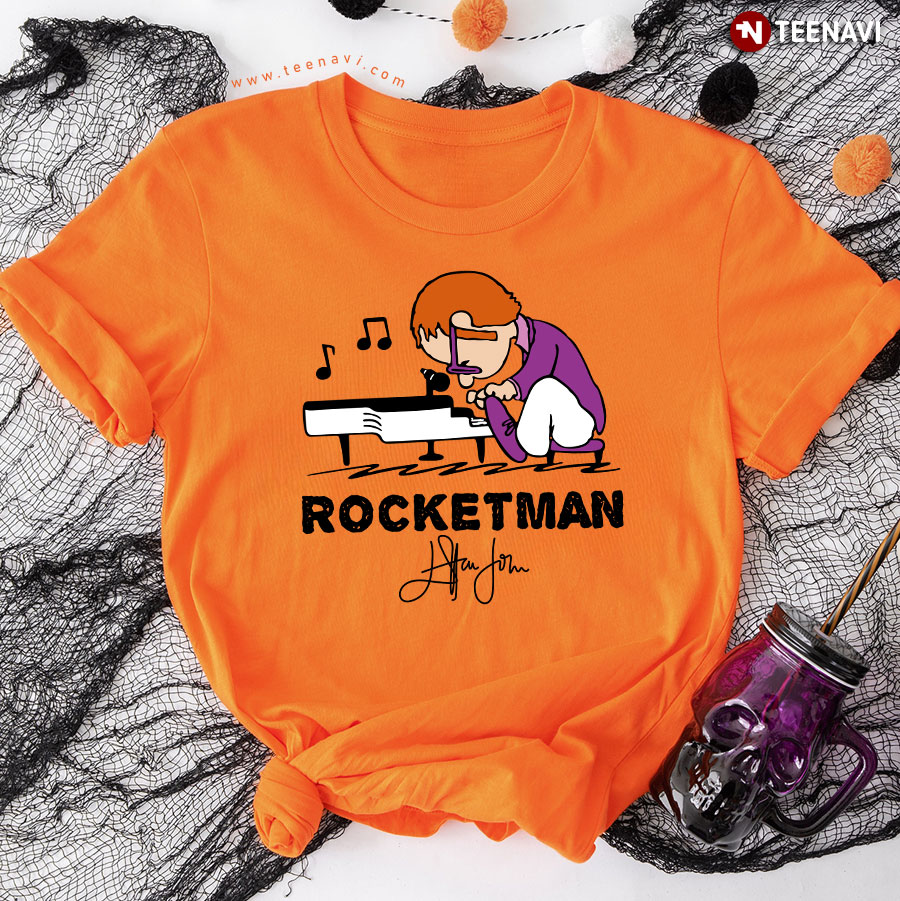 Elton John Rocket Man Play Piano Schroeder Signature T-Shirt