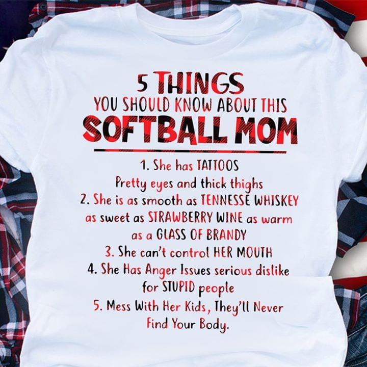 5 Things You Should Know About This Softball Mom