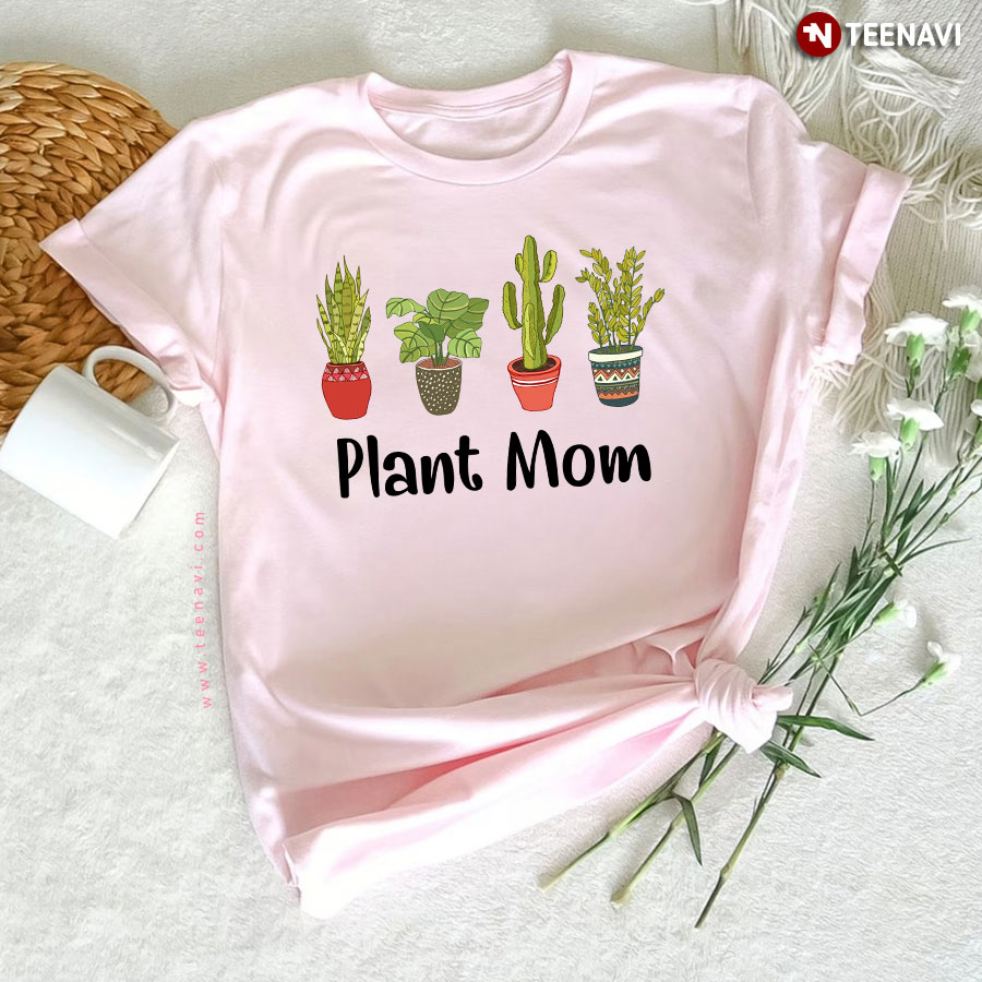 Plant Mom Cactus Tiger Blade Plant T-Shirt