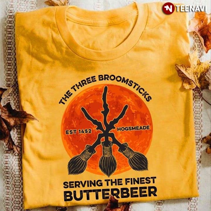 The Three Broomsticks Serving The Finest Butterbeer Hogmeade Halloween