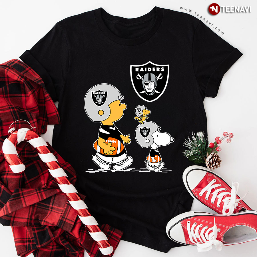 Peanuts Charlie Brown And Snoopy Oakland Raiders T-Shirt