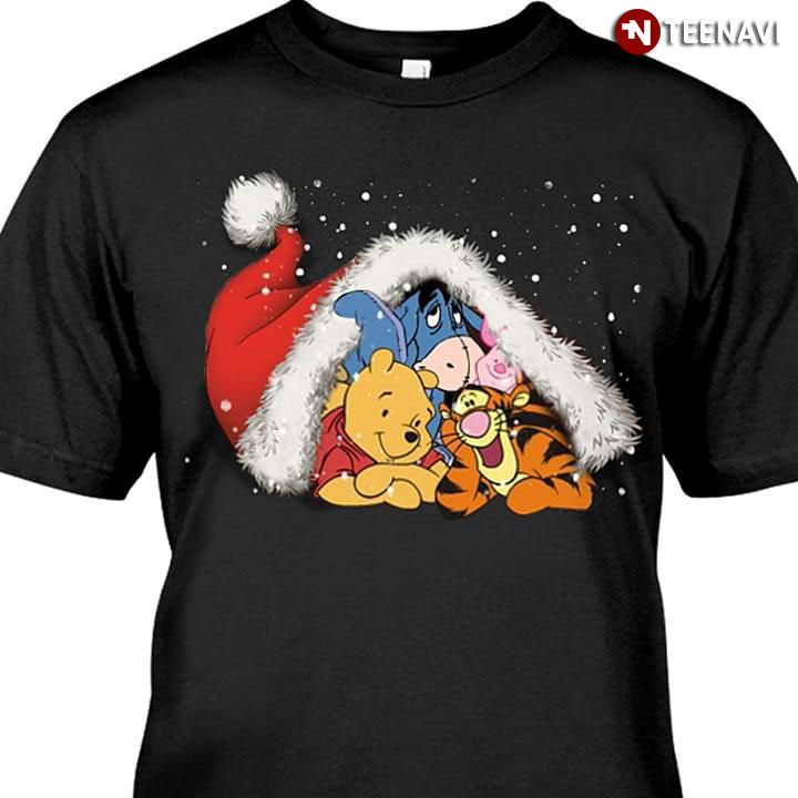 Pooh And Friends In Santa Hat Christmas