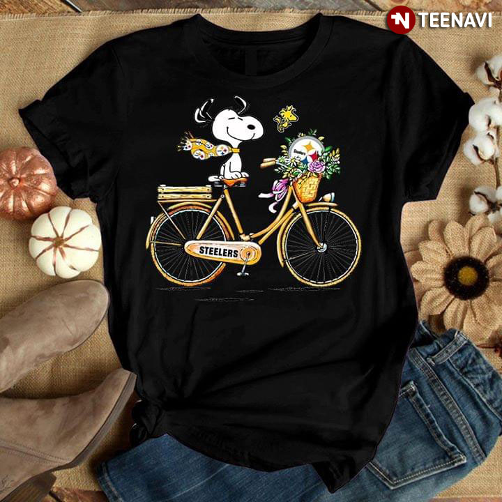 Snoopy On Bicycle Pittsburgh Steelers