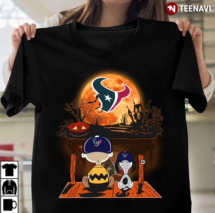 Charlie Brown And Snoopy Watching Houston Texans Halloween T-Shirt