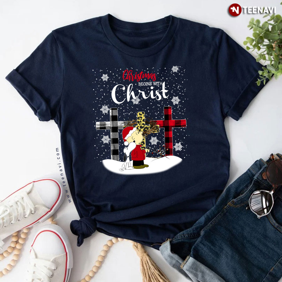 Christmas Begins With Christ Snoopy And Charlie Brown T-Shirt