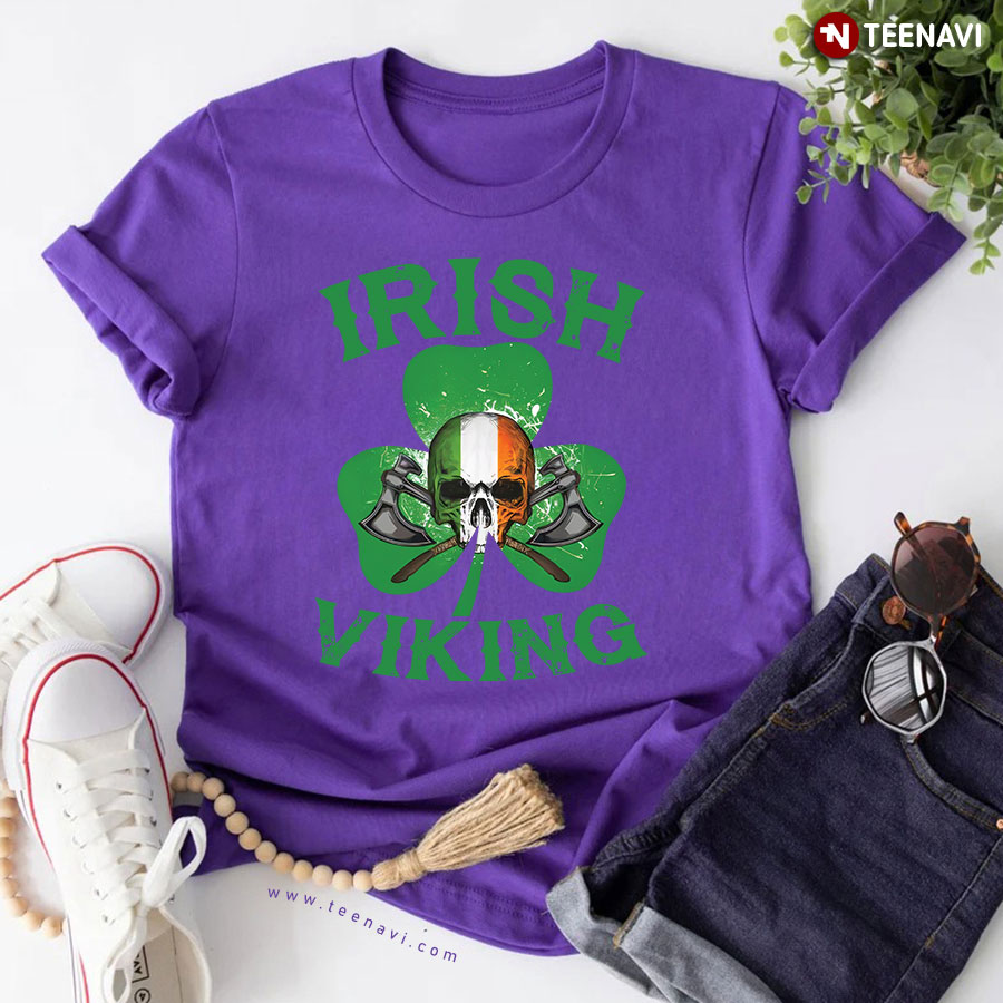 Irish Viking Axe Shamrock Norse Mythology St Patrick's Day T-Shirt