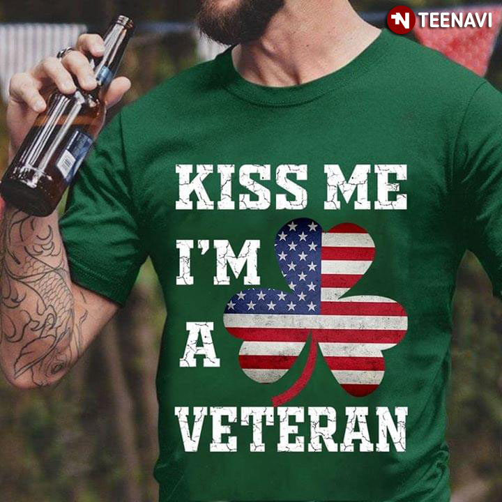 Clover American Flag Kiss Me I'm A Veteran