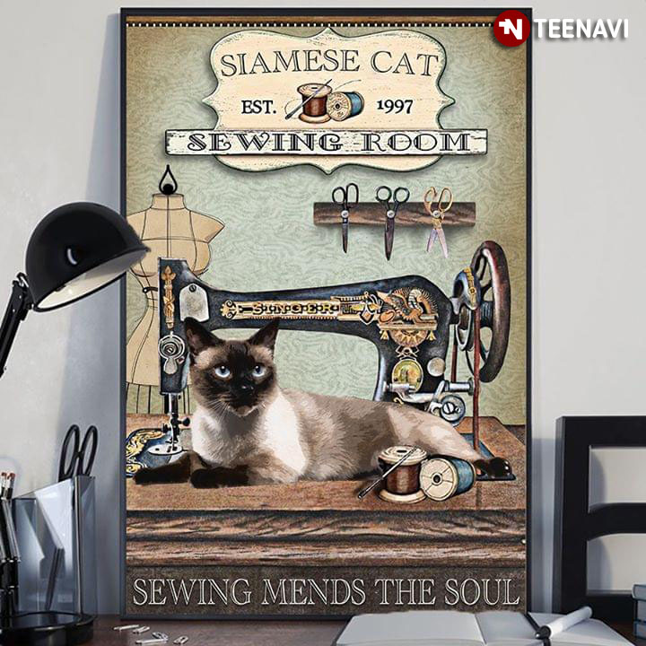 Funny Siamese Cat Est.1997 Sewing Room Sewing Mends The Soul