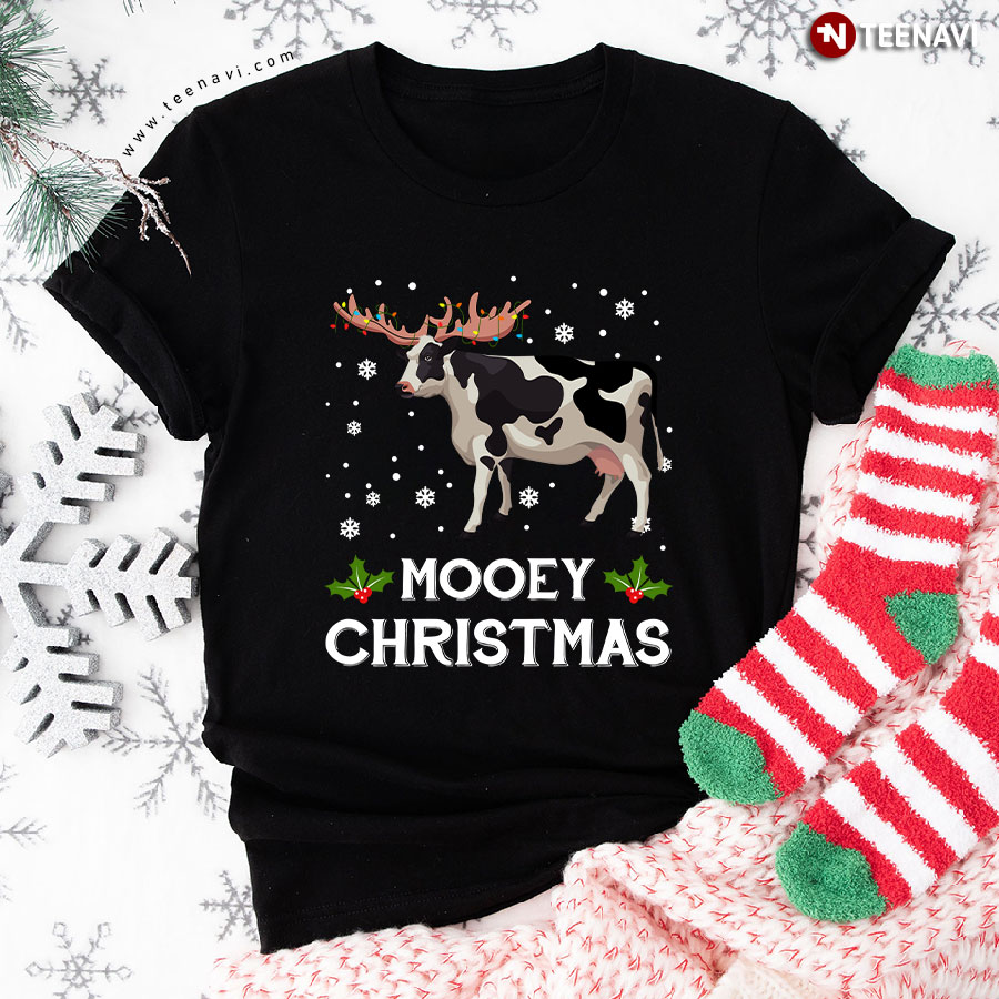 Dairy Cows Deerhorn And Snow Mooey Christmas T-Shirt
