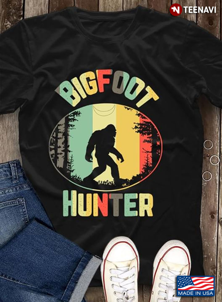 Plant Bigfoot Hunter Colorful Vintage