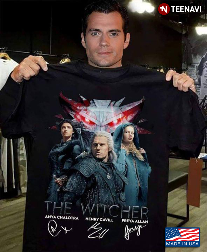 The Witcher Anya Chalotra Henry Cavill Freya Allan Signatures