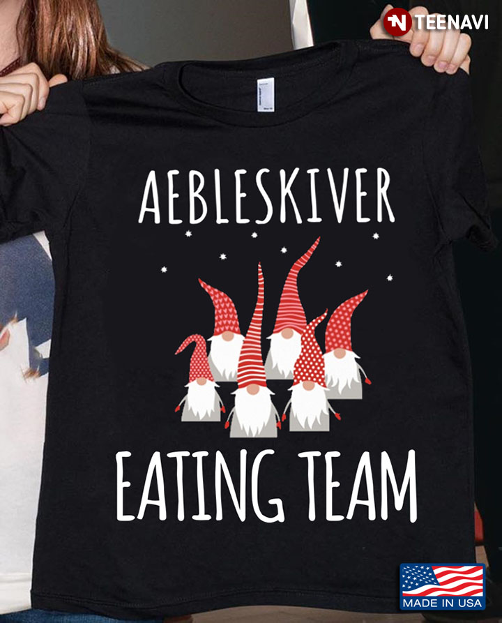 Gnomes Aebleskiver Eating Team Christmas