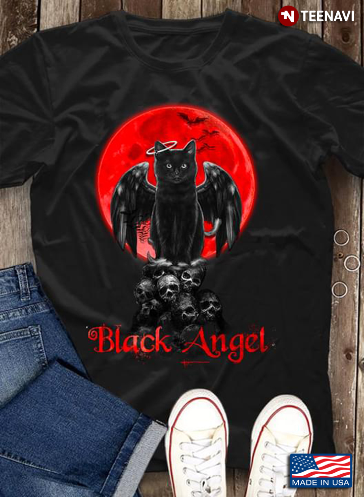 Cat Black Angle Stand On Black Skulls