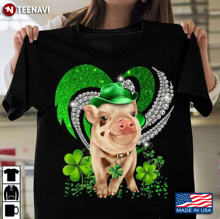 St Patricks Day Pig With Hat And Clover Necklace