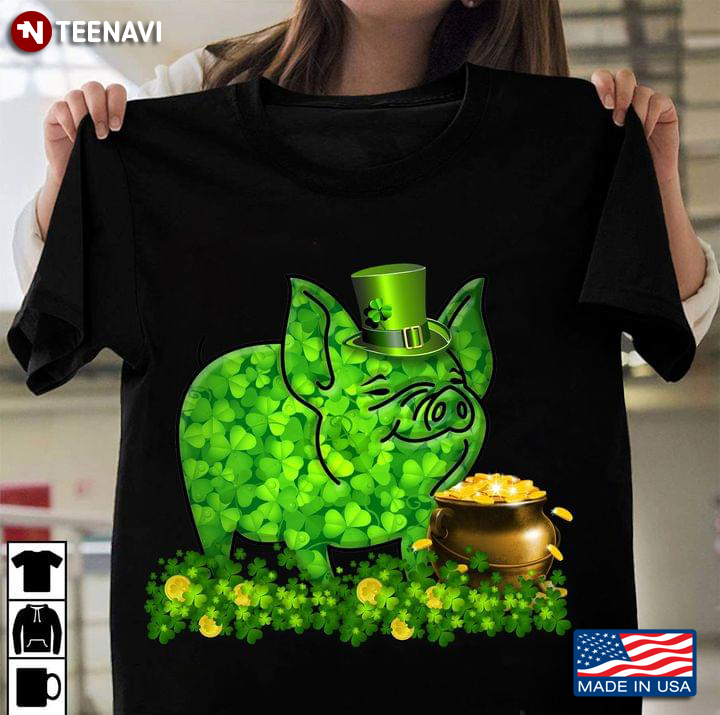 St Patricks Day Pig With Hat Clovers