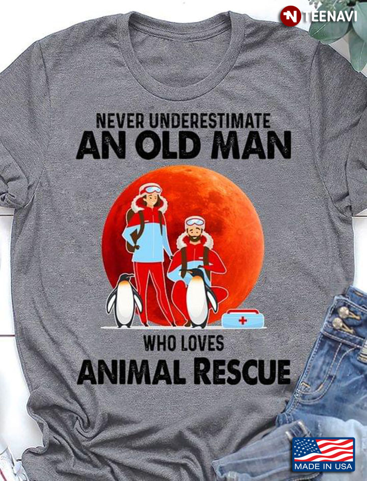 Never Underestimate An Old Man Who Loves Animal Rescue