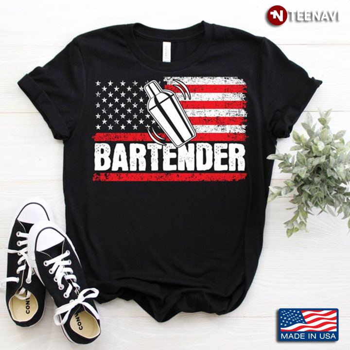 Vintage American Flag Drinking Shaker for Awesome Bartenders