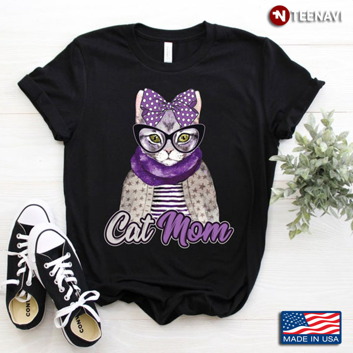 Cat Mom Cool Purple Outfit Cat Adorable Design for Mom