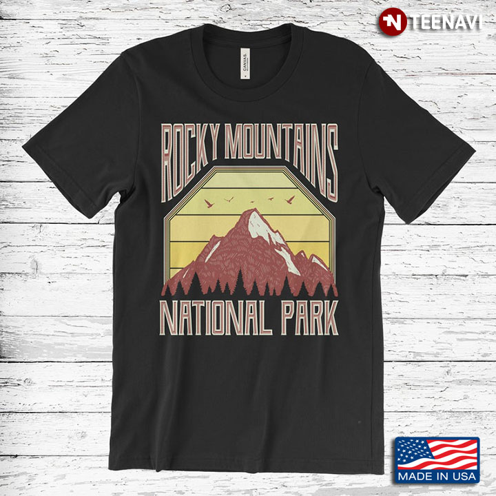 Rocky Mountains National Park Forest and Birds for Travelling Lovers