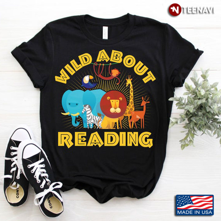 Wild About Reading Cute Zoo Animals Book Lover