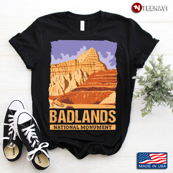 Badlands National Monument For Travel Lover