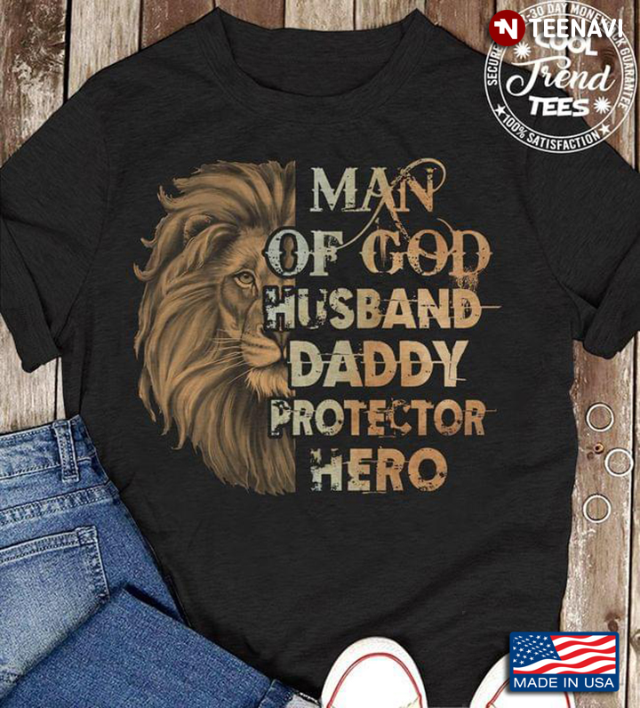 Man of God Husband Daddy Protector Hero Lion Christian Meaningful Gift for Dad