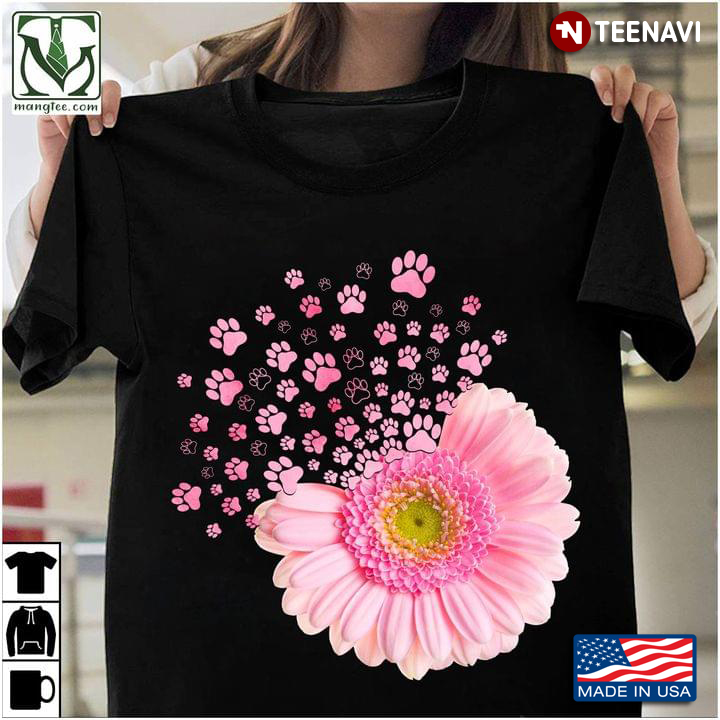 Daisy And Dog Paws For Dog Lover