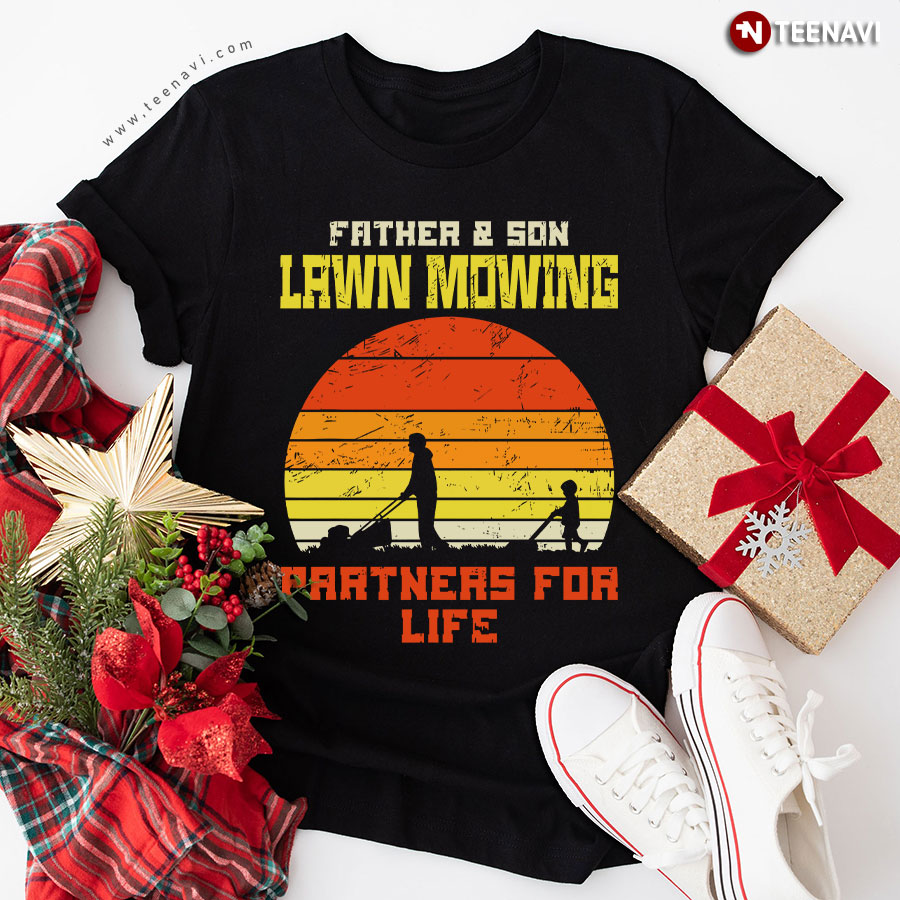 Vintage Father And Son Lawn Mowing Partners For Life For Father's Day T-Shirt
