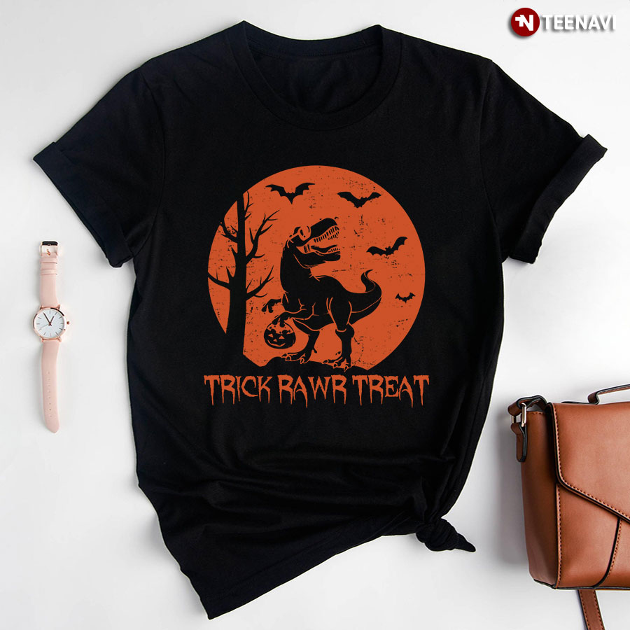 Trick Rawr Treat Funny Dinosaur  And Pumpkin For Halloween T-Shirt