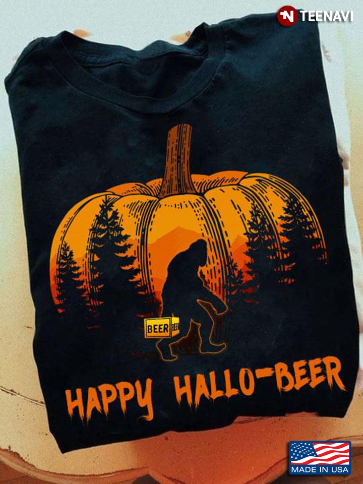 Happy Halloween Funny Bigfoot Pumpkin Hallo-beer Drinking Beer