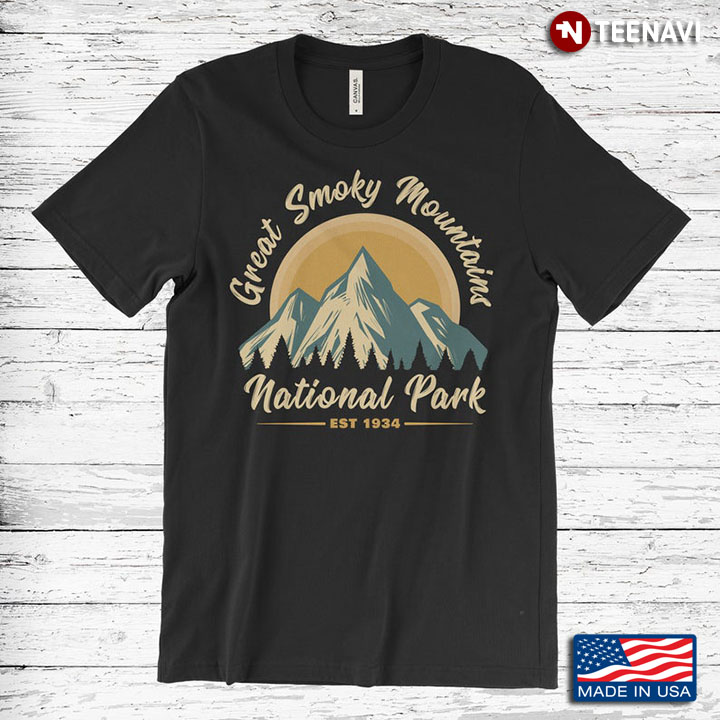 Great Smoky Mountains National Park Est 1934 Hiking Camping