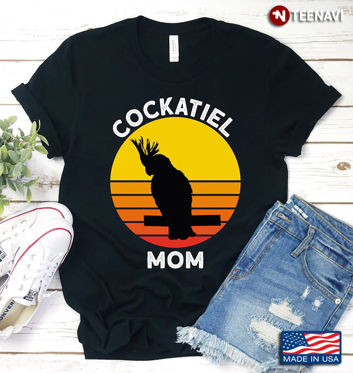 Vintage Cockatiel Mom Bird Lover for Mother's Day
