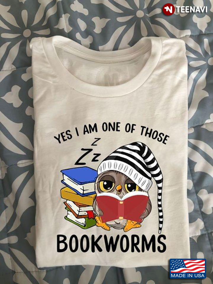 Reading Owl Yes I Am One of Those Bookworms