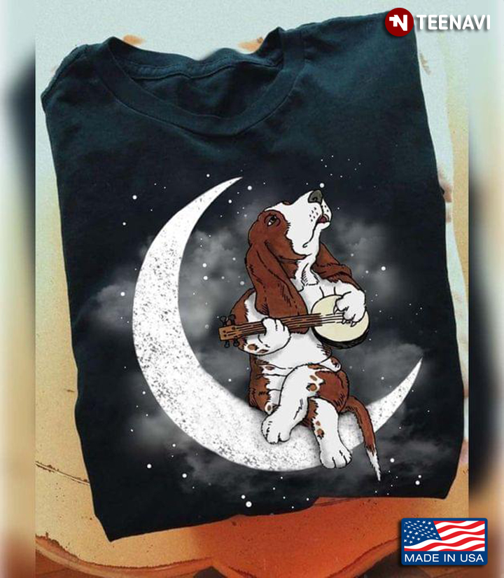 Basset Hound Singing On The Moon for Dog Lover