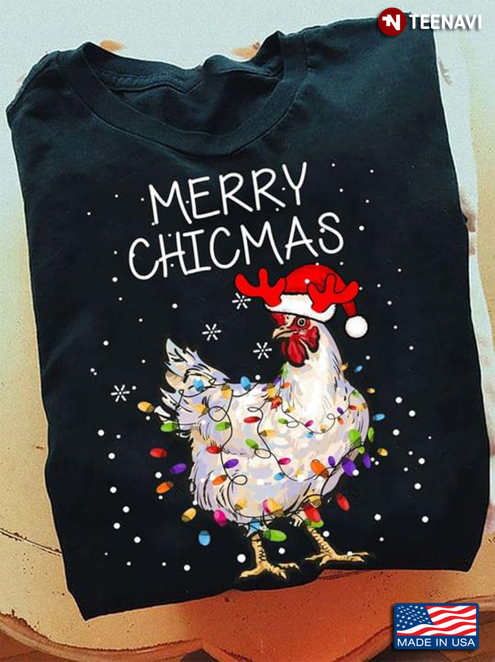 Merry Chicmas Chicken With Santa Hat And Fairy Lights for Christmas