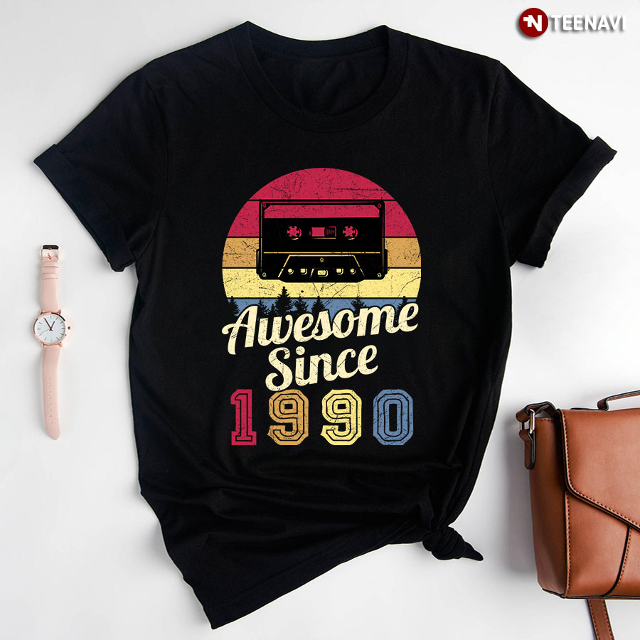 Awesome Since 1990 Vintage Birthday Gifts T-Shirt