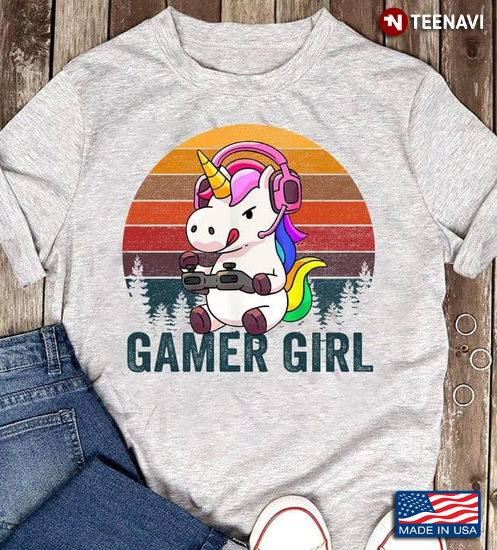 Unicorn Gamer Girl Winter Vintage for Gaming Lover