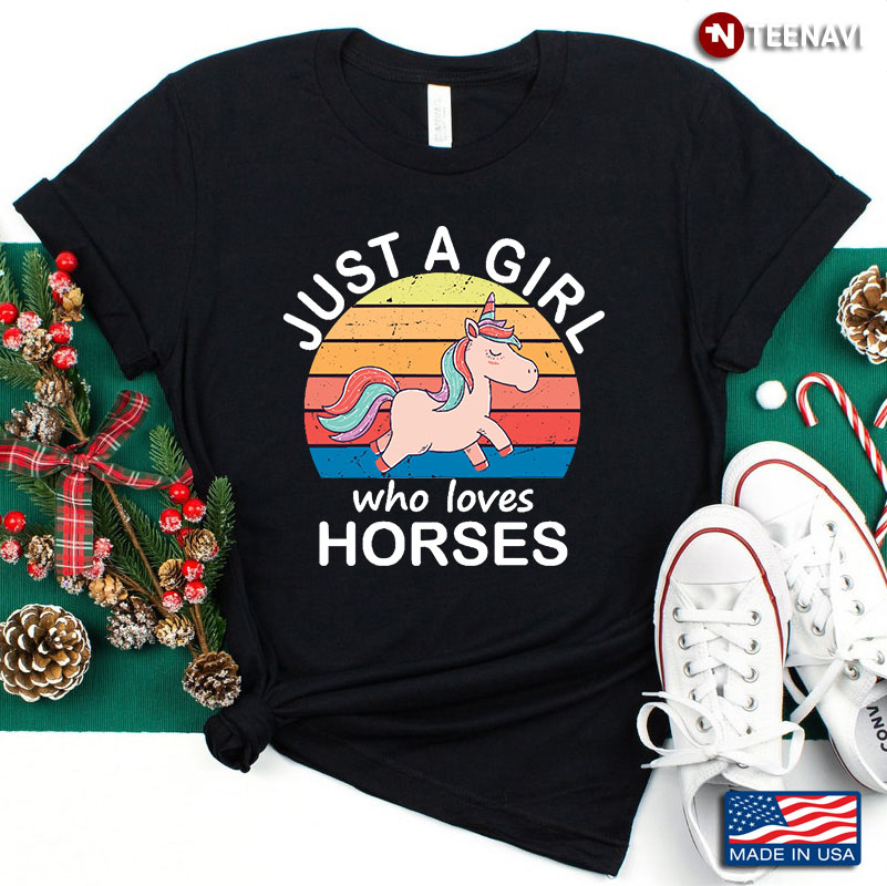 Vintage Just A Girl Who Loves Horses Gift For Holiday