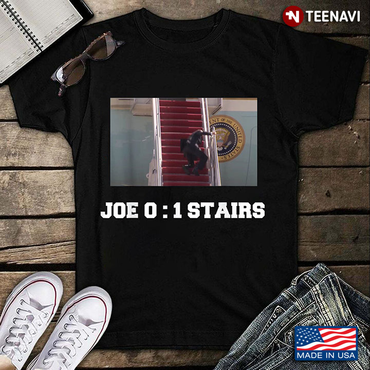 Joe 0 : 1 Stairs Joe Biden Falling Down Stairs