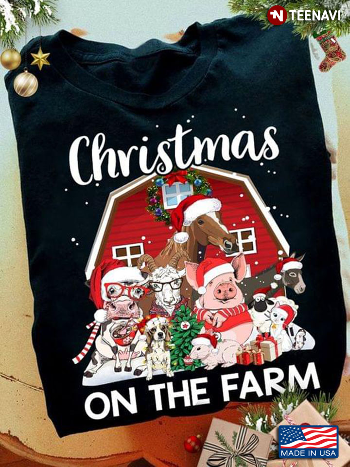 Christmas On The Farm Farm Animals With Santa Hats