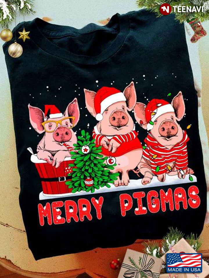 Merry Pigmas Funny Pigs With Santa Hats for Christmas