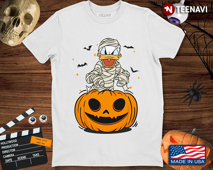 Disney Donald Duck Mummy and Halloween Pumpkin
