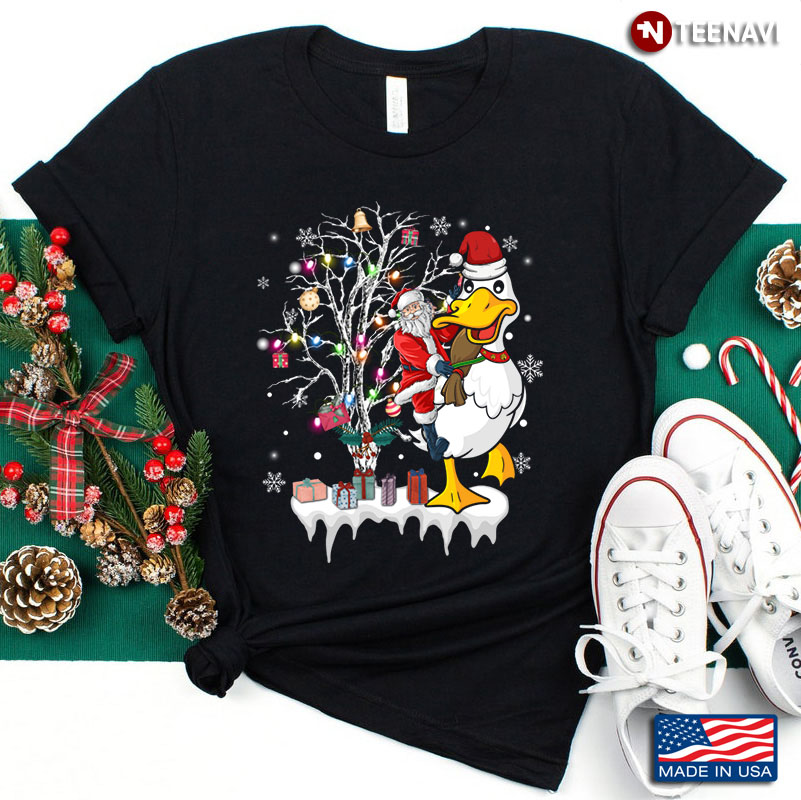 Santa Claus Has A Duck Funny Gift For X’mas