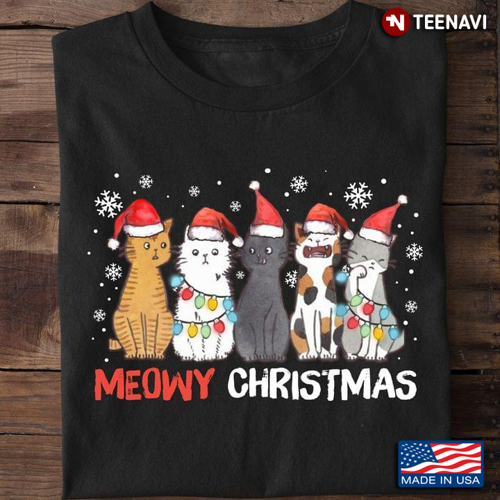 Meowy Christmas Cute Cats With Santa Hats for Christmas