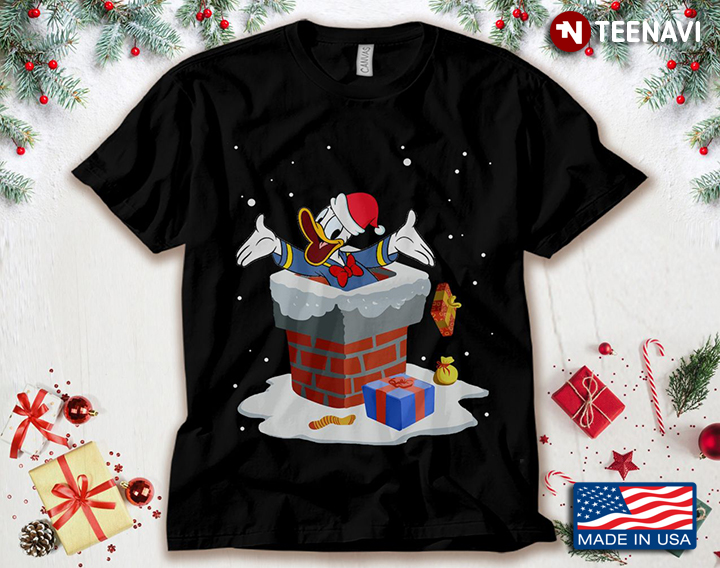 Donald Duck With Santa Hat Merry Christmas