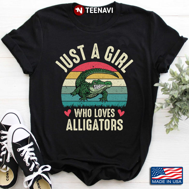 Vintage Just A Girl Who Loves Alligators for Animal Lover