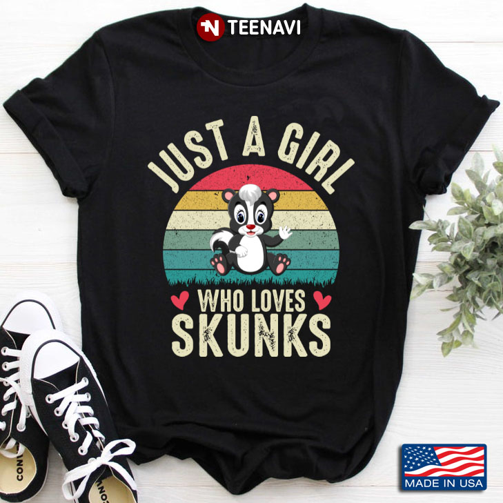 Vintage Just A Girl Who Loves Skunks for Animal Lover