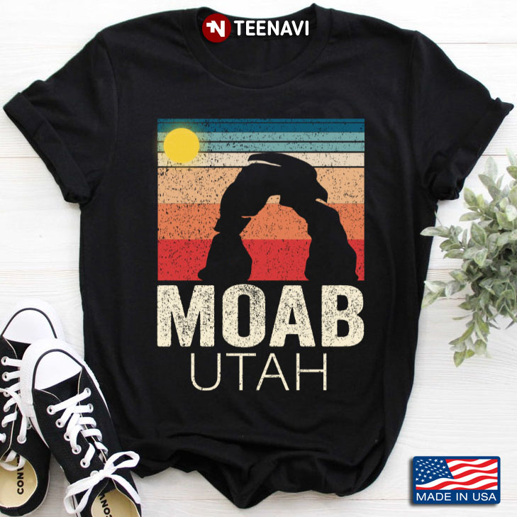 Vintage Moab Utah Design for Travel Lover